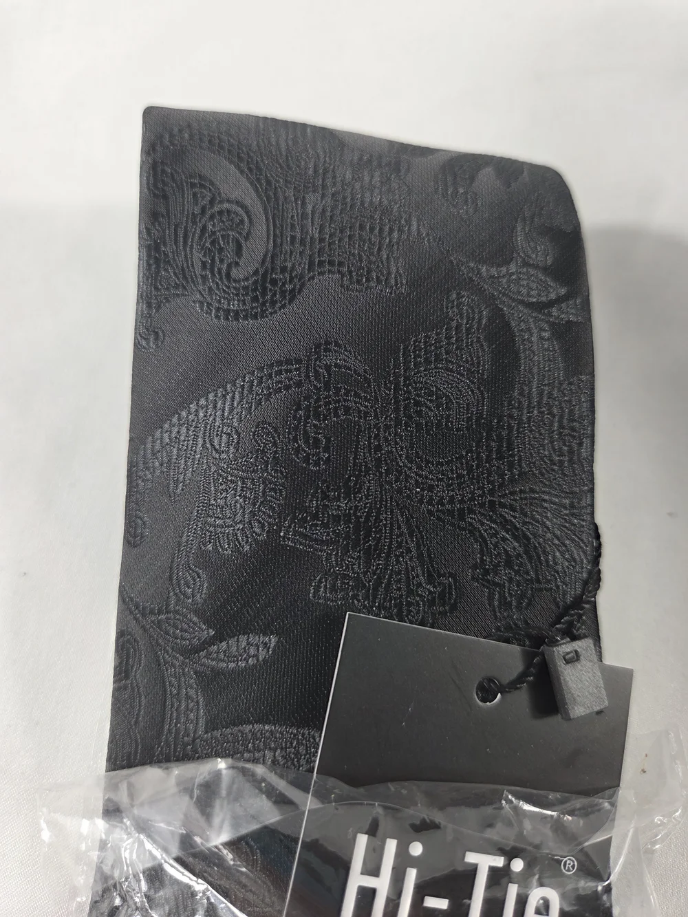 Hi-Tie Men's Black Textured Tie Set